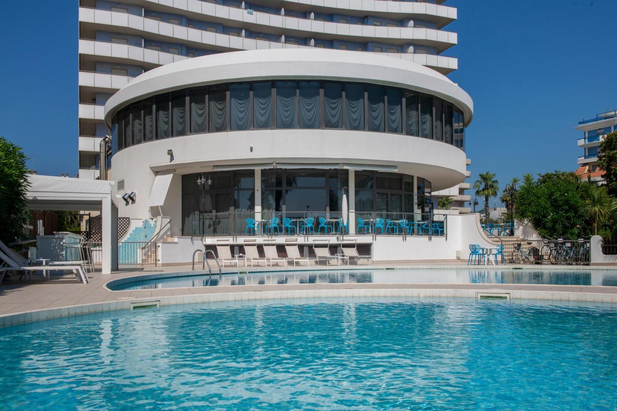 International Hotel & Suite San Benedetto del Tronto Exterior foto