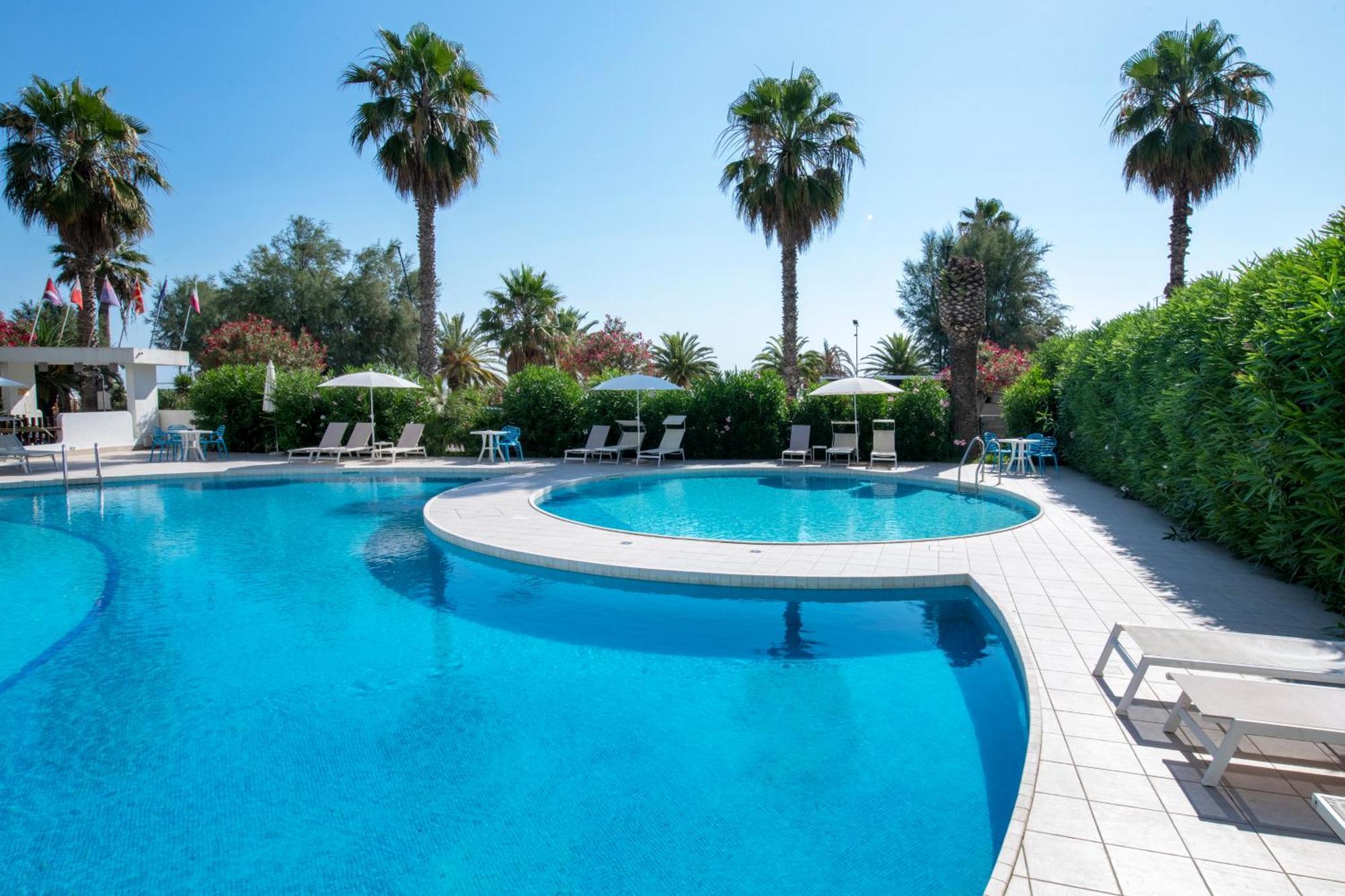 International Hotel & Suite San Benedetto del Tronto Exterior foto